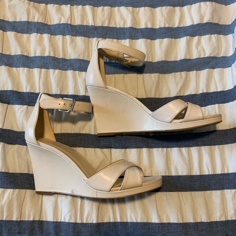 Cream Nine West Wedges